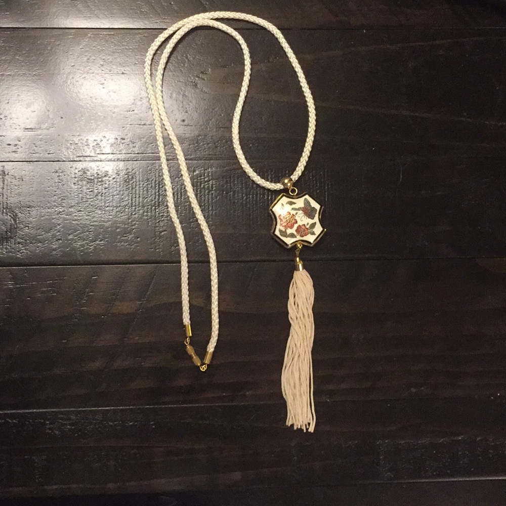 Tassel necklace